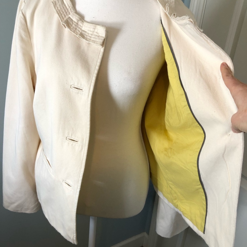 Boden Ruffled Collar Cream Blazer. Size 14 - Picture 8 of 14